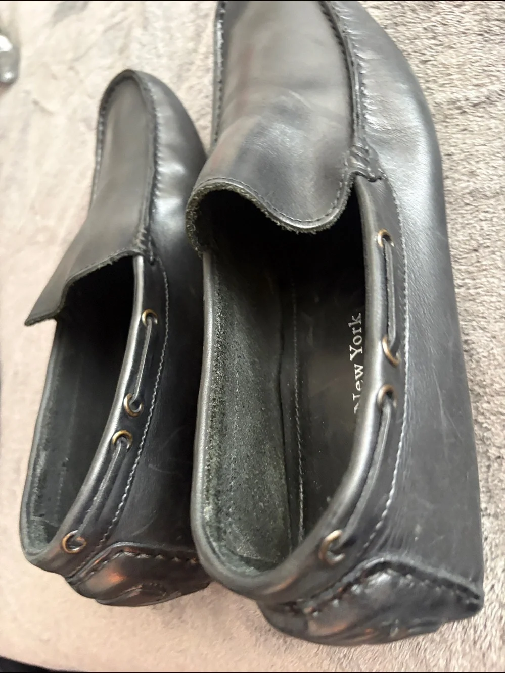 To Boot New York Black Leather Slip-On Loafers
